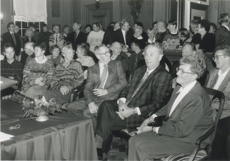 Foto 1907198907